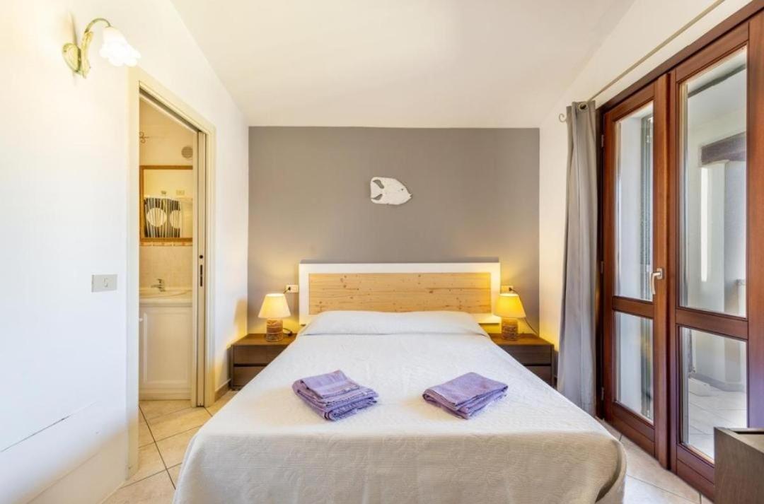 B&B Rotta Per Tavolara 포르토산파울로 외부 사진