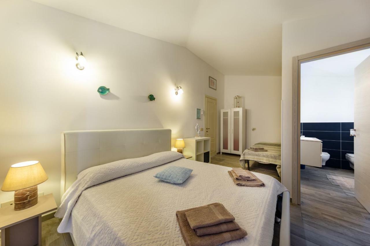 B&B Rotta Per Tavolara 포르토산파울로 외부 사진